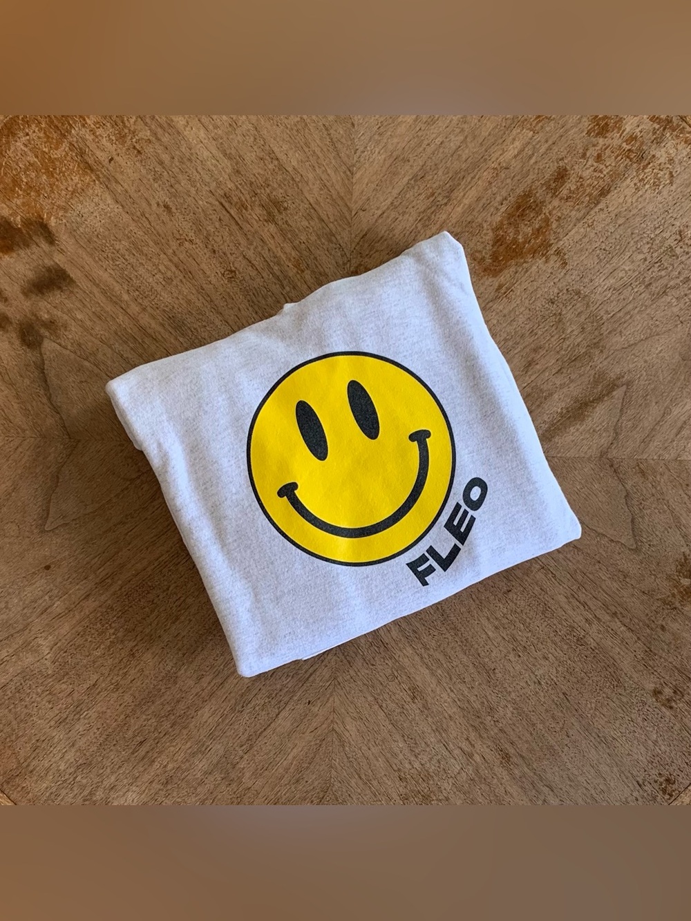 Fleo Smiley Hoodie